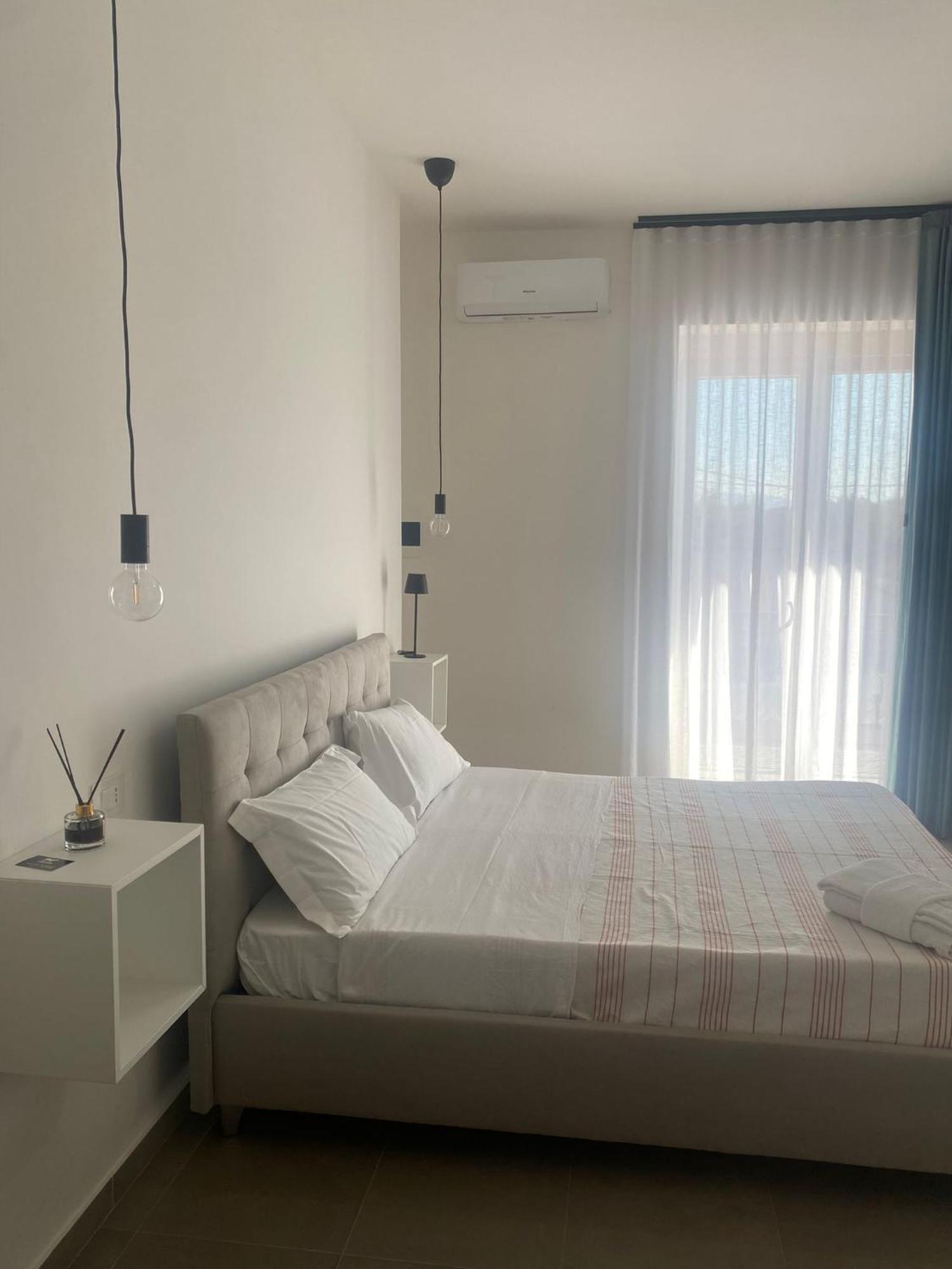 Hyria Rooms Nola Esterno foto